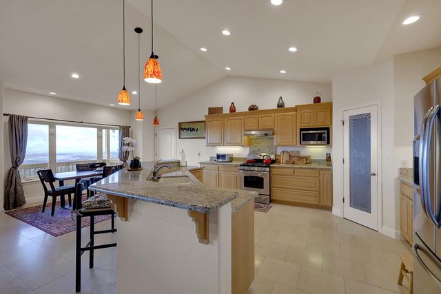 13680 Jessica Way, Browns Valley, CA 95918