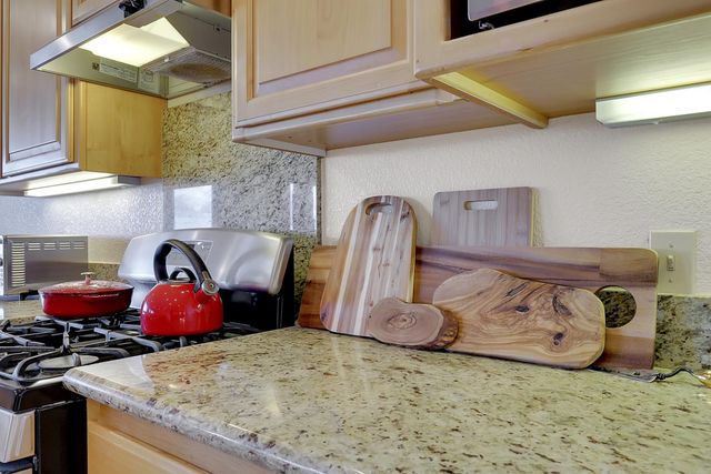 13680 Jessica Way, Browns Valley, CA 95918
