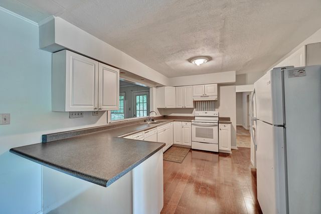 4851 River Road, Hebron, KY 41048