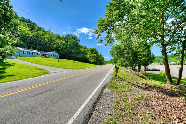 4851 River Road, Hebron, KY 41048