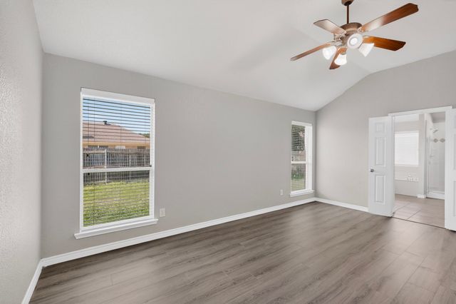 612 Mooney Drive, Saginaw, TX 76179