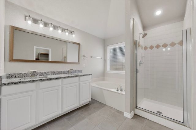 612 Mooney Drive, Saginaw, TX 76179