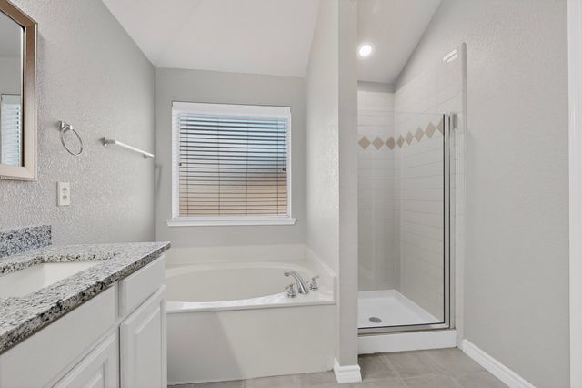 612 Mooney Drive, Saginaw, TX 76179