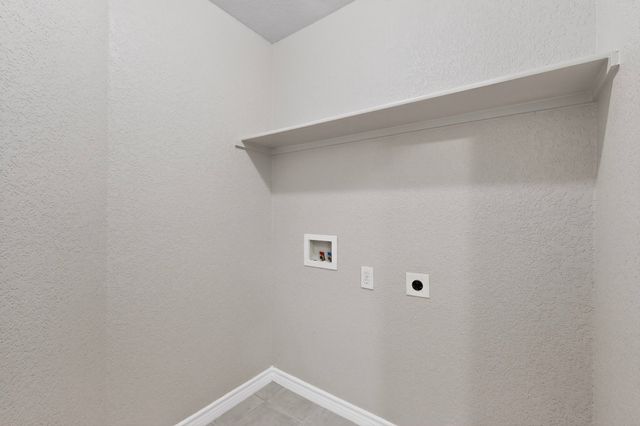 612 Mooney Drive, Saginaw, TX 76179