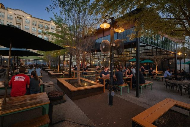 1613 W 15th Street, Houston, TX 77008