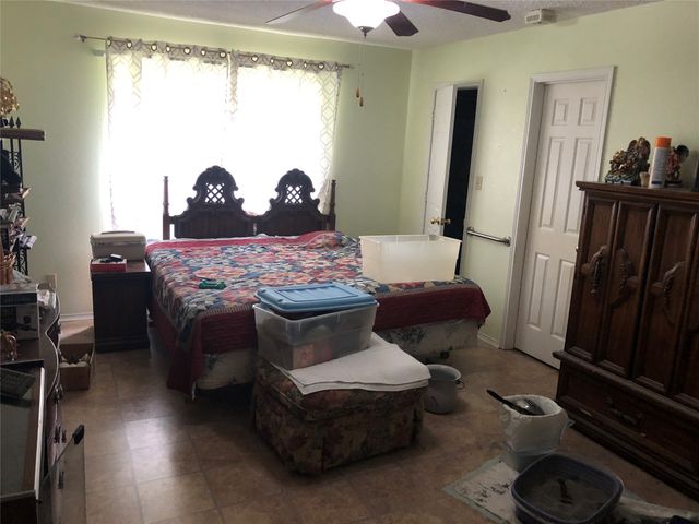 1211 Corvadura Street, Graham, TX 76450