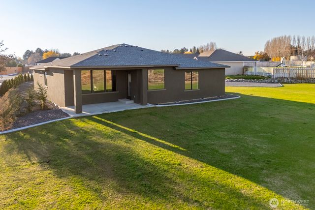 2053 H.2 Road, Moses Lake, WA 98837