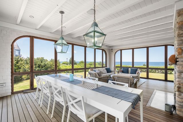 150 East Chop Dr, Oak Bluffs, MA 02557