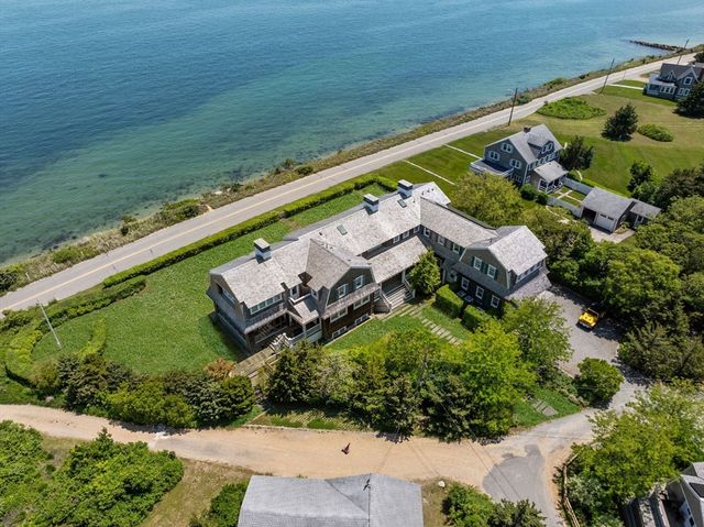 150 East Chop Dr, Oak Bluffs, MA 02557