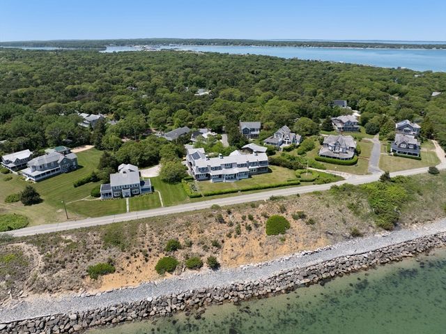 150 East Chop Dr, Oak Bluffs, MA 02557