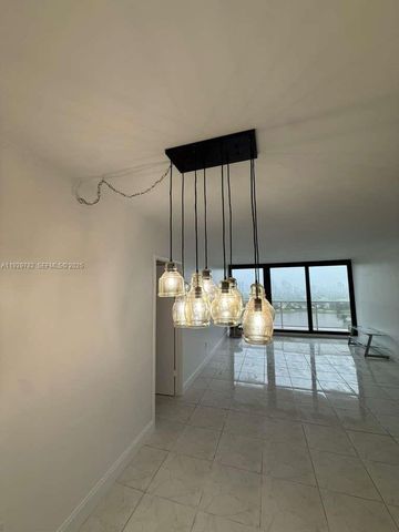 3701 N Country Club Dr 2204, Aventura, FL 33180