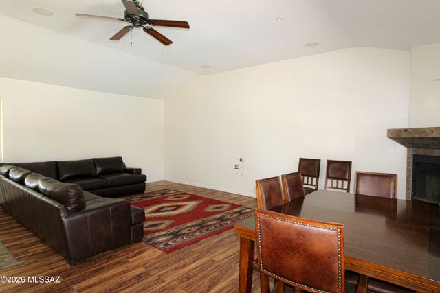 1715 S Bristol Avenue, Tucson, AZ 85713