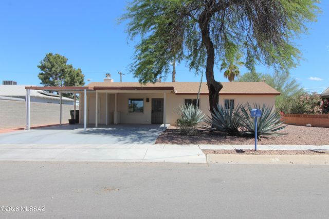 1715 S Bristol Avenue, Tucson, AZ 85713