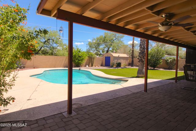 1715 S Bristol Avenue, Tucson, AZ 85713