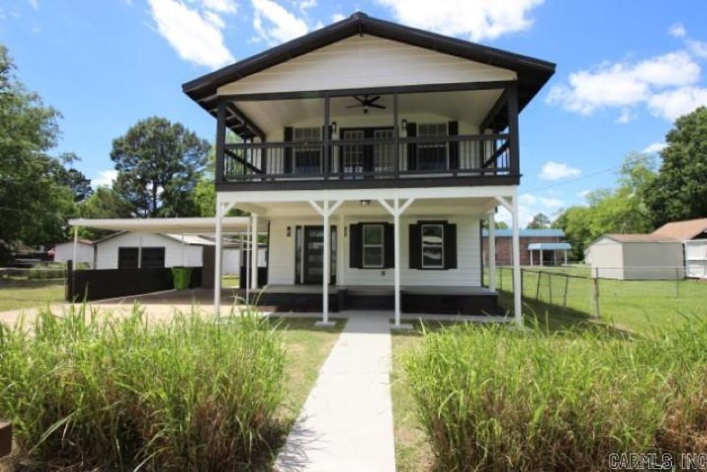 410 Barnes Street, Lonoke, AR 72086