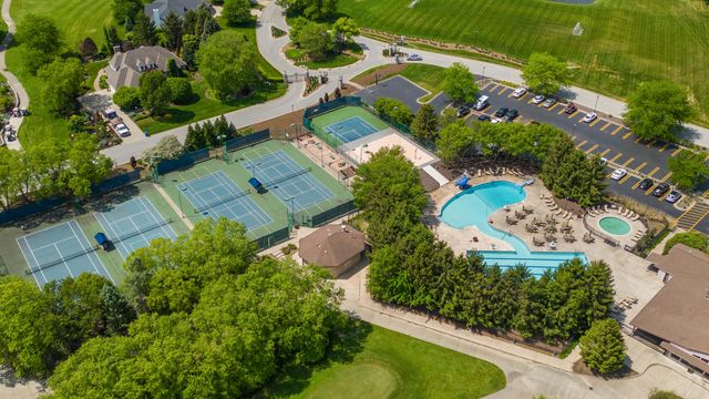 1909 Chamborde Lane, Chesterton, IN 46304