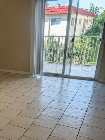 5820 NW 17th Pl 206, Sunrise, FL 33313