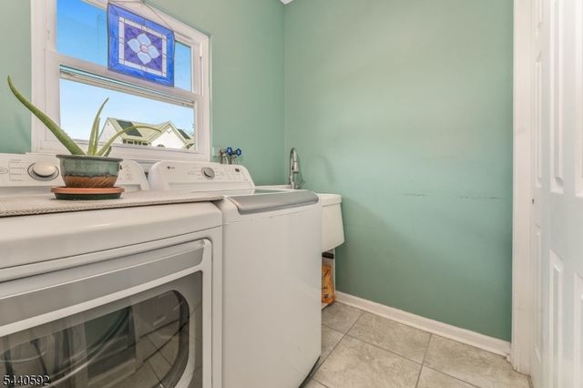 2 Craft Farm Drive, Bridgewater Twp., NJ 08807