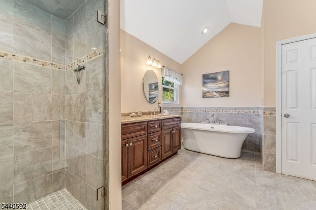2 Craft Farm Drive, Bridgewater Twp., NJ 08807