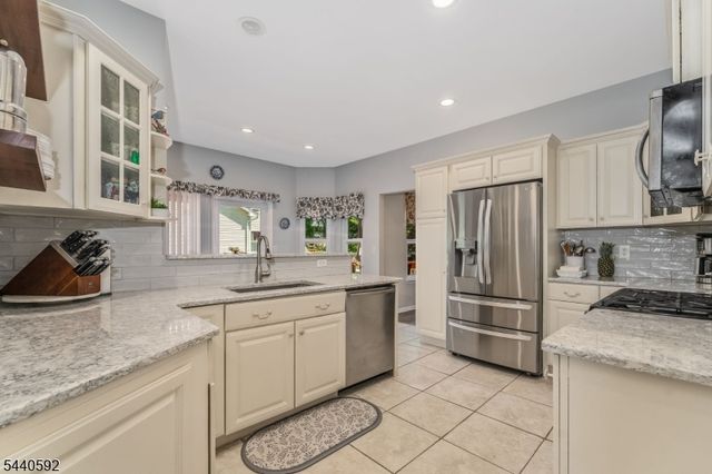 2 Craft Farm Drive, Bridgewater Twp., NJ 08807