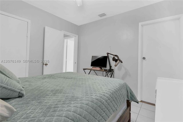 3030 NW 90th St, Miami, FL 33147