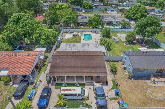 3030 NW 90th St, Miami, FL 33147