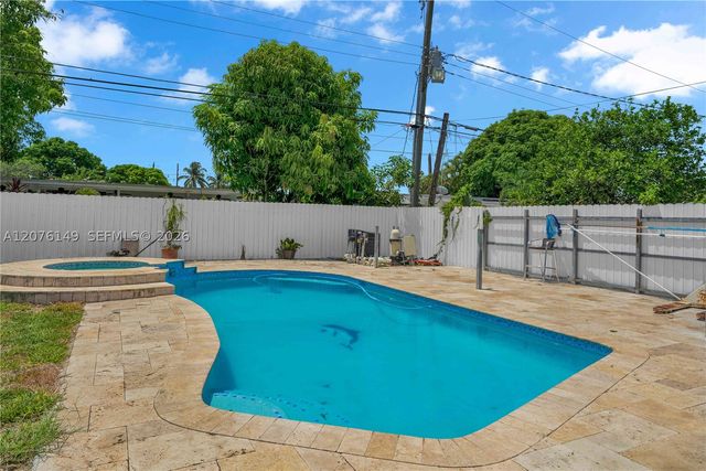 3030 NW 90th St, Miami, FL 33147