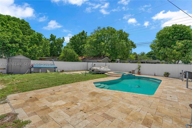 3030 NW 90th St, Miami, FL 33147