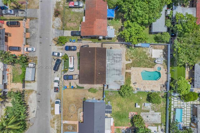 3030 NW 90th St, Miami, FL 33147