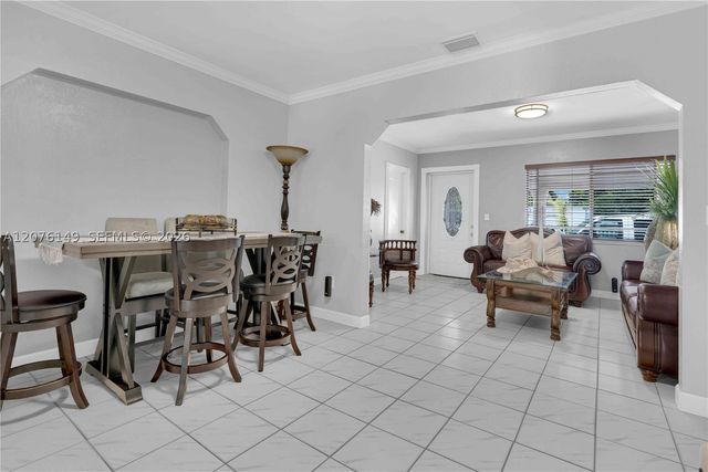 3030 NW 90th St, Miami, FL 33147