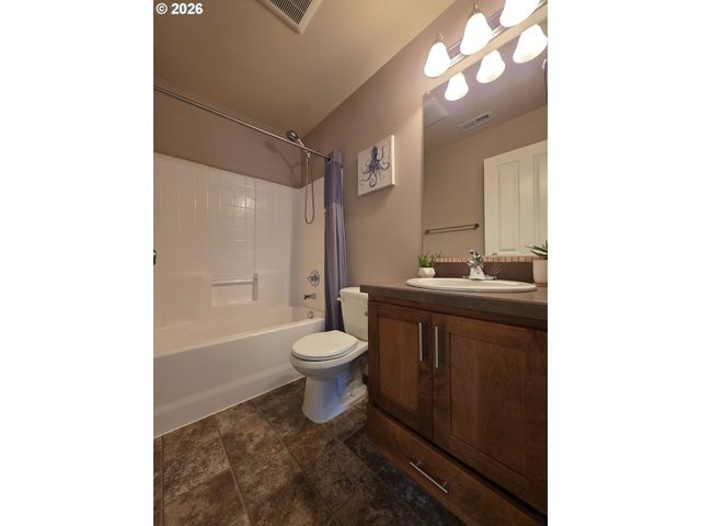 10532 Ne CEDAR FALLS Loop, Hillsboro, OR 97006