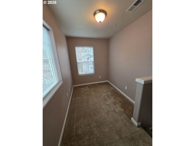 10532 Ne CEDAR FALLS Loop, Hillsboro, OR 97006