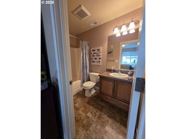 10532 Ne CEDAR FALLS Loop, Hillsboro, OR 97006