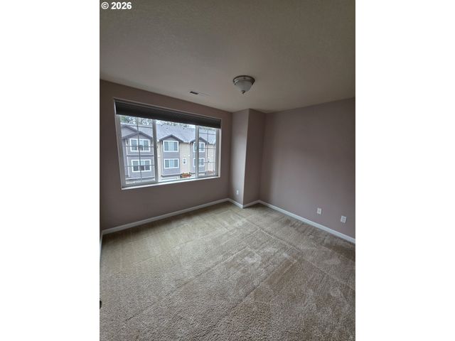 10532 Ne CEDAR FALLS Loop, Hillsboro, OR 97006