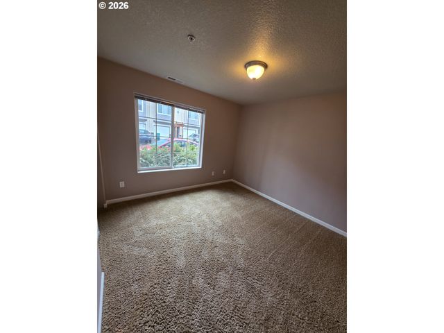 10532 Ne CEDAR FALLS Loop, Hillsboro, OR 97006