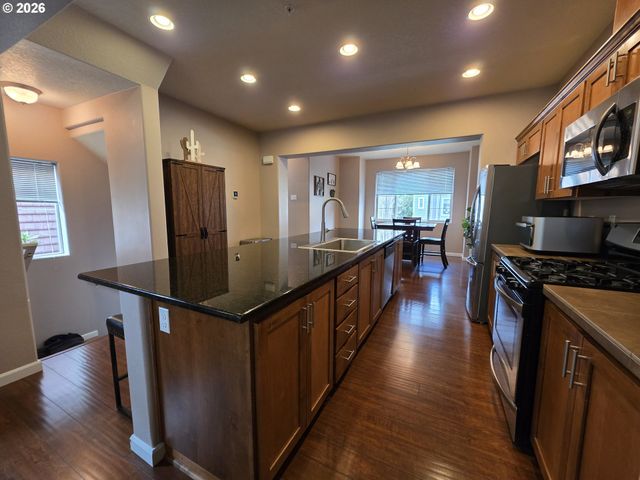 10532 Ne CEDAR FALLS Loop, Hillsboro, OR 97006