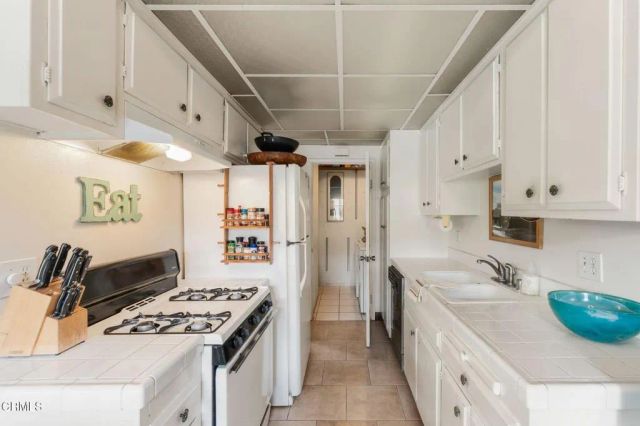 2232 Edelweiss Street, Oxnard, CA 93036