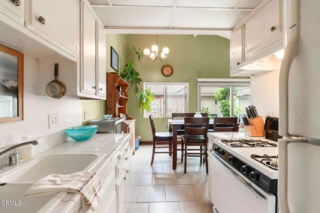 2232 Edelweiss Street, Oxnard, CA 93036