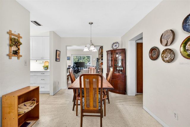 6019 8TH AVENUE N, St Petersburg, FL 33710