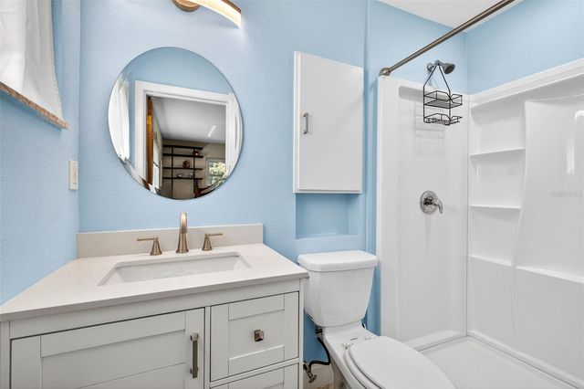 6019 8TH AVENUE N, St Petersburg, FL 33710