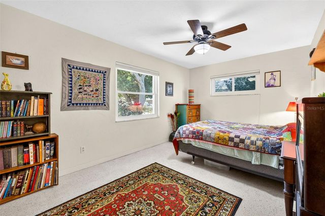 6019 8TH AVENUE N, St Petersburg, FL 33710