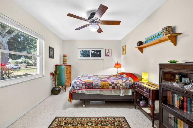 6019 8TH AVENUE N, St Petersburg, FL 33710