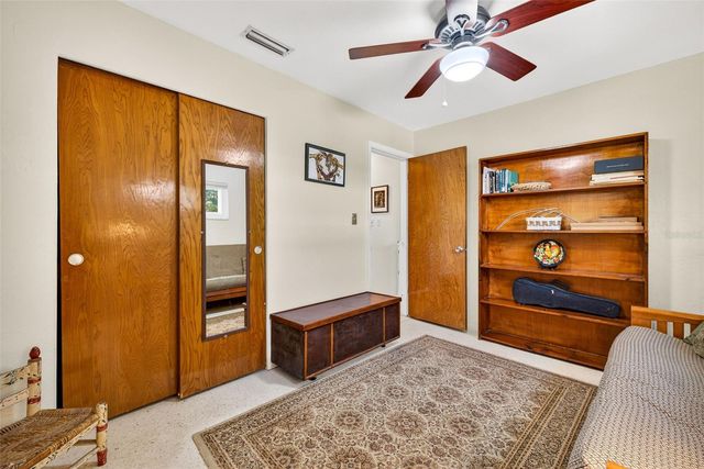 6019 8TH AVENUE N, St Petersburg, FL 33710