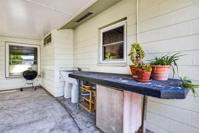 6019 8TH AVENUE N, St Petersburg, FL 33710