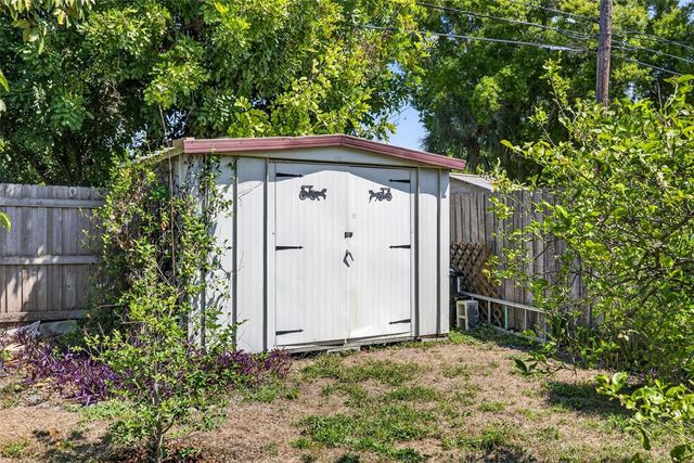 6019 8TH AVENUE N, St Petersburg, FL 33710