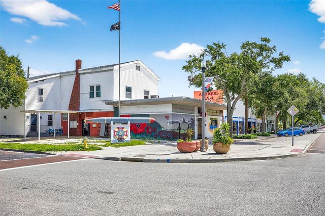 6019 8TH AVENUE N, St Petersburg, FL 33710