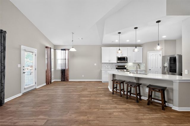 15512 Interlachen DR, Austin, TX 78717