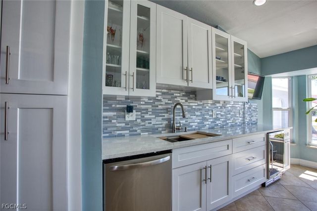 3531 SW 5th ST, Cape Coral, FL 33991