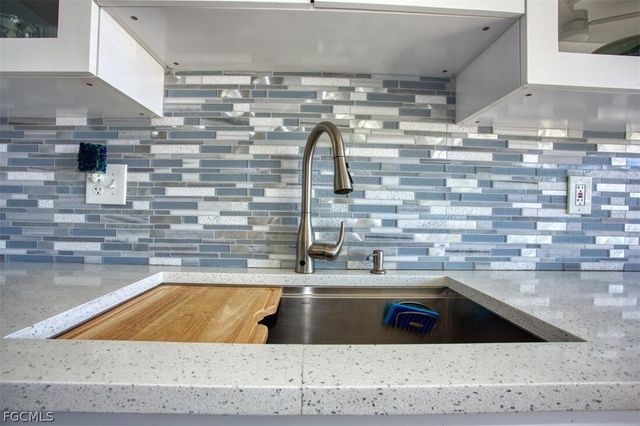 3531 SW 5th ST, Cape Coral, FL 33991