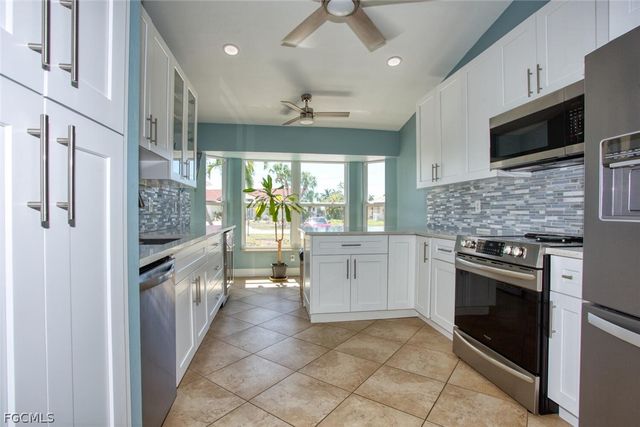 3531 SW 5th ST, Cape Coral, FL 33991